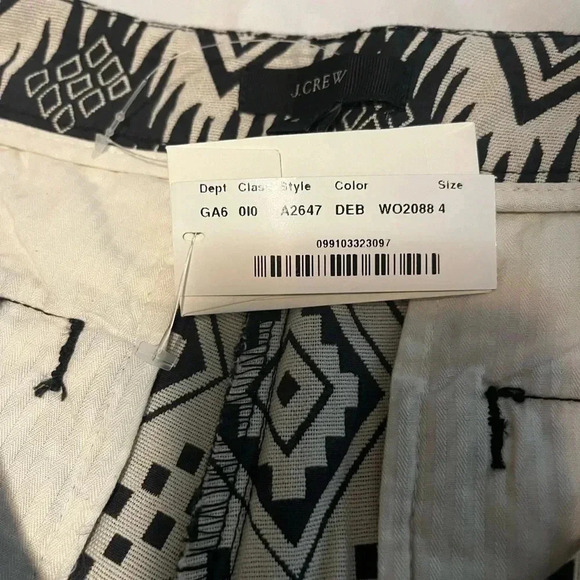 J Crew Shorts Black Beige Aztec Pattern NWT Women’s Size 4 Low Rise Cotton - Picture 5 of 10